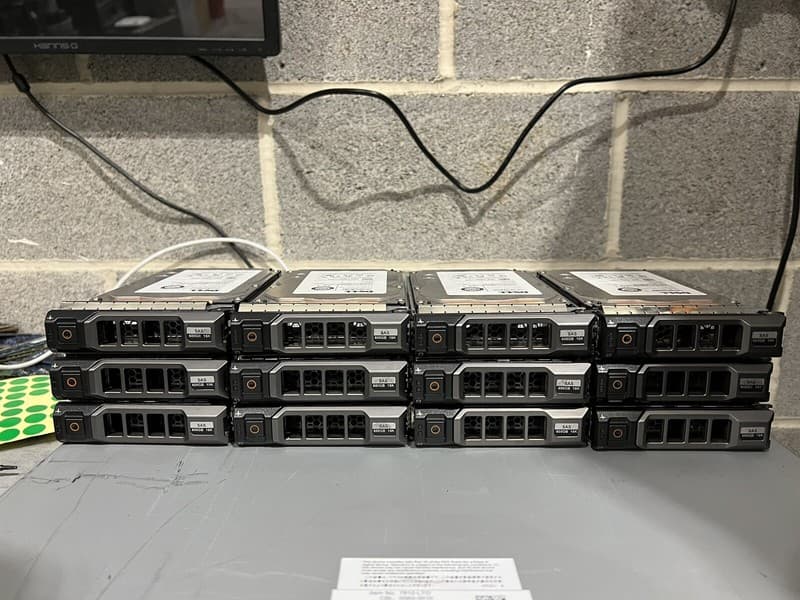 JOB LOT 12 x Dell 600GB 15K 6Gb/s SAS 3.5'' Hard Drive HDD W348K / 0W348K